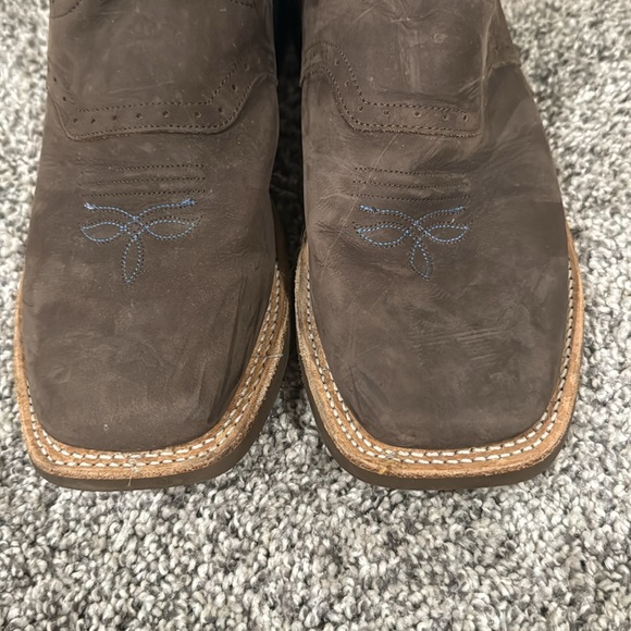 Old West brand cowboy boots - Picture 2 of 3